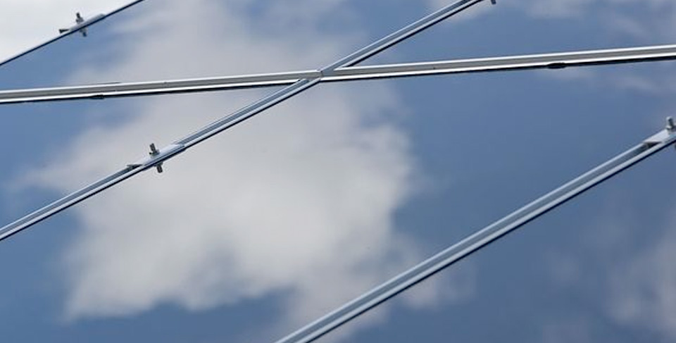 Subsidie asbest eraf, zonnepanelen erop